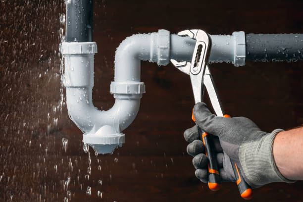 Professional Gas Line Repair technician working in Lorton, VA